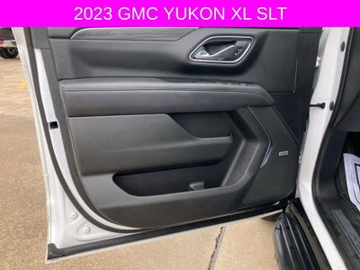 2023 GMC Yukon XL SLT