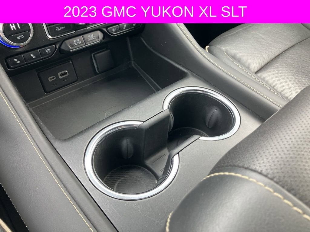 2023 GMC Yukon XL SLT