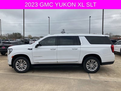 2023 GMC Yukon XL SLT