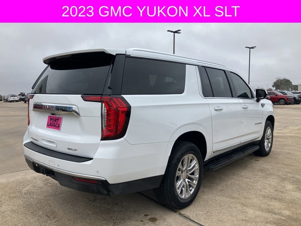2023 GMC Yukon XL SLT