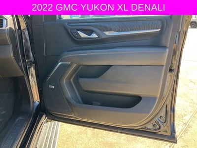 2022 GMC Yukon XL Denali