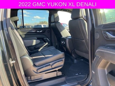 2022 GMC Yukon XL Denali