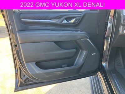 2022 GMC Yukon XL Denali
