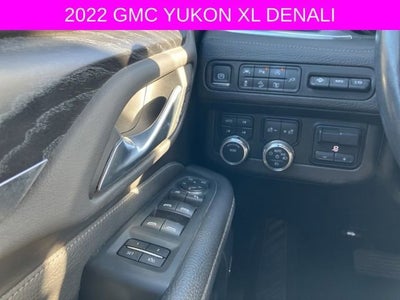 2022 GMC Yukon XL Denali