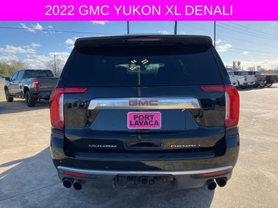 2022 GMC Yukon XL Denali