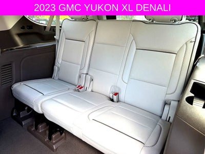 2023 GMC Yukon XL Denali