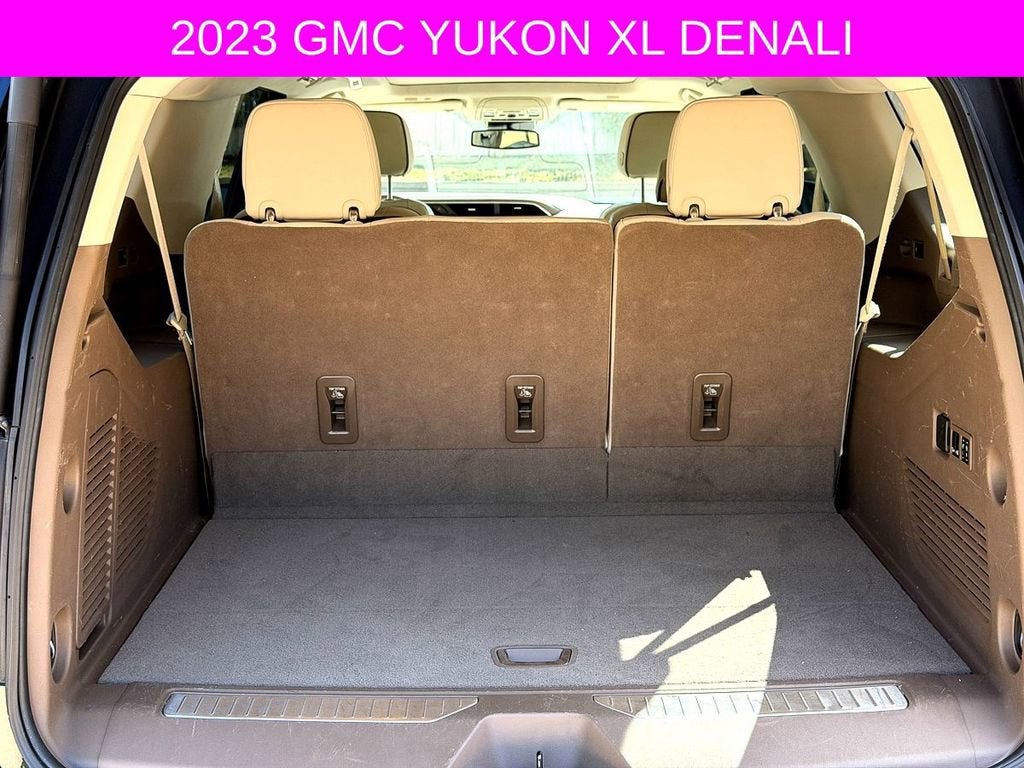 2023 GMC Yukon XL Denali