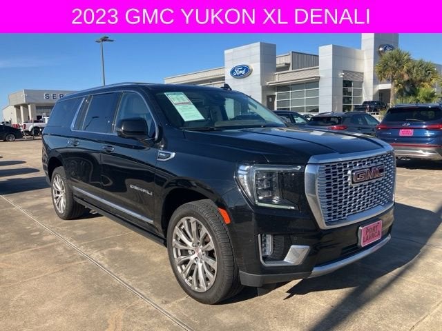 2023 GMC Yukon XL Denali