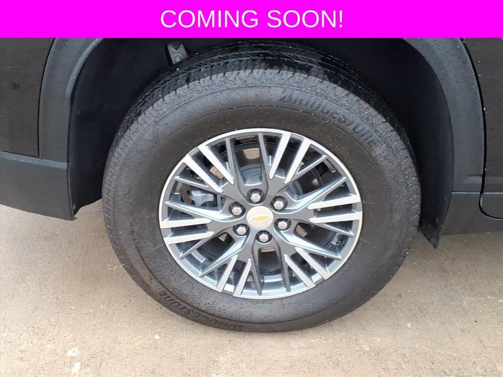 2024 Chevrolet Traverse LS