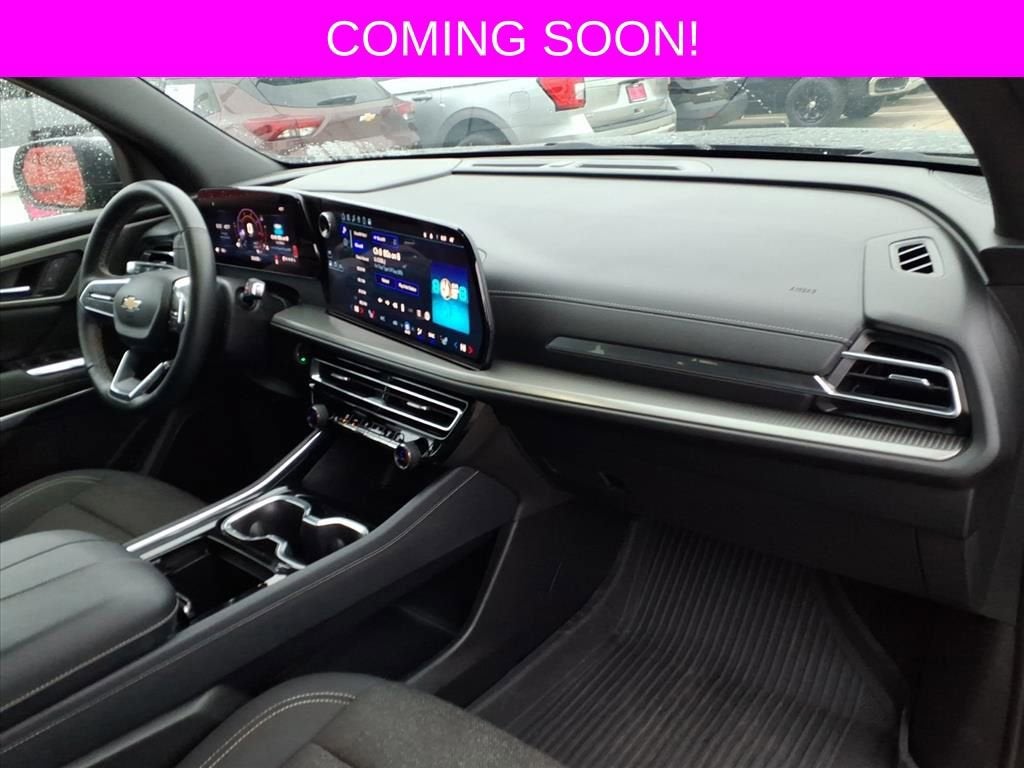 2024 Chevrolet Traverse LS