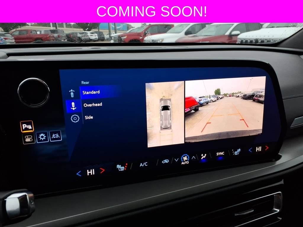 2024 Chevrolet Traverse LS