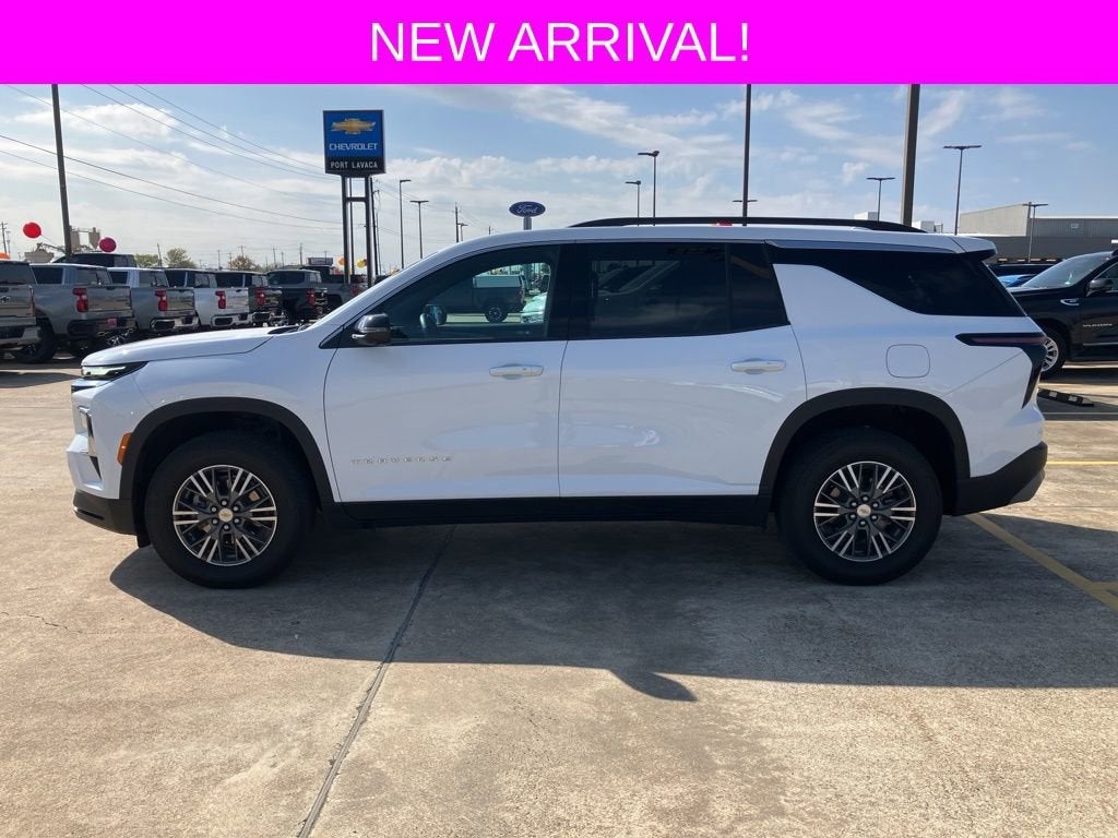 2024 Chevrolet Traverse LT