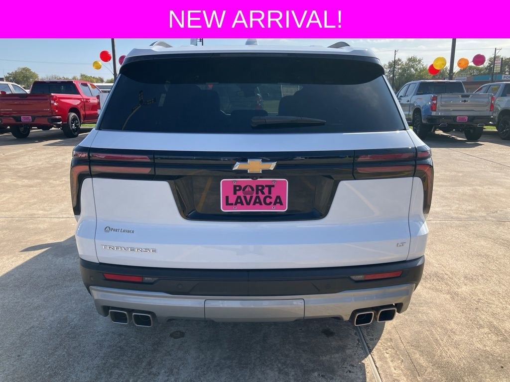 2024 Chevrolet Traverse LT