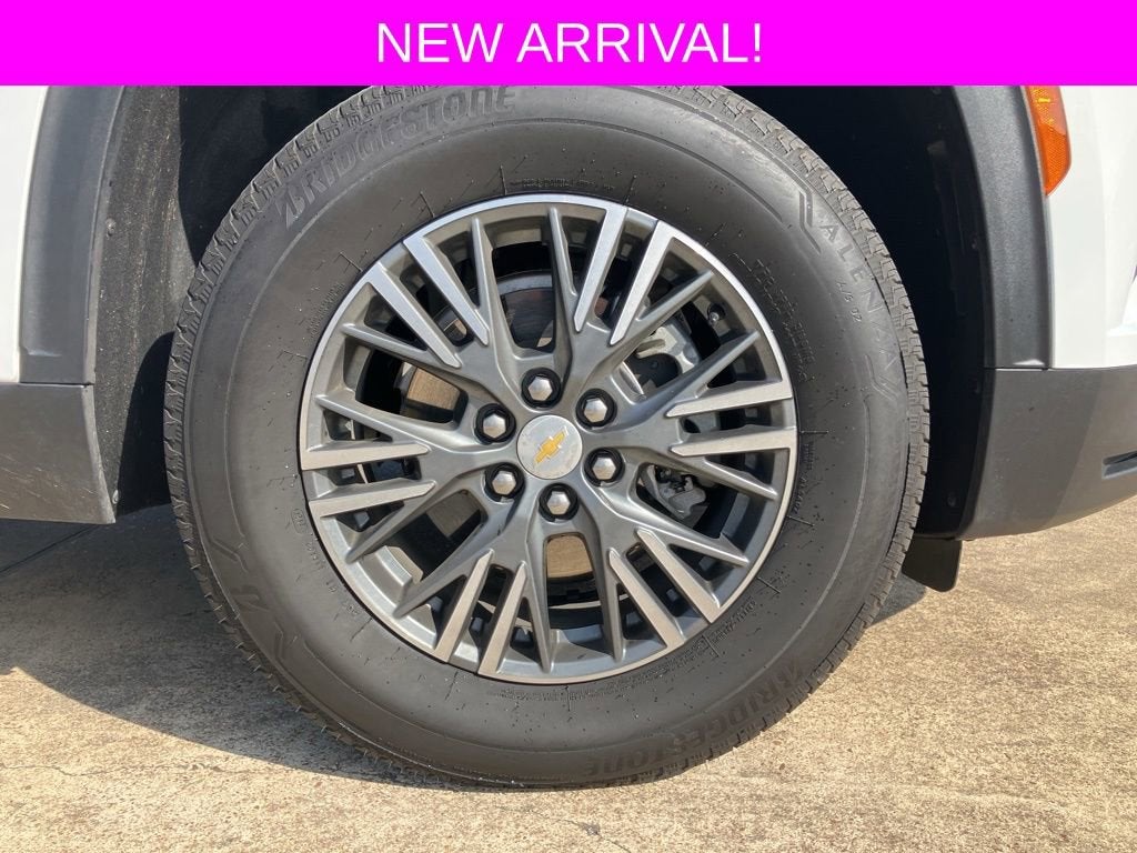 2024 Chevrolet Traverse LT