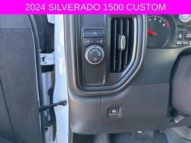 2024 Chevrolet Silverado 1500 Custom