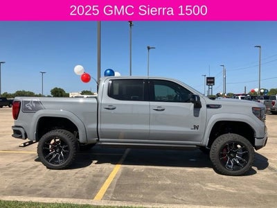 2025 GMC Sierra 1500 AT4