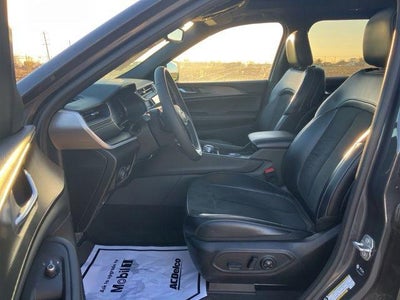 2024 Jeep Grand Cherokee L Altitude X 4x2