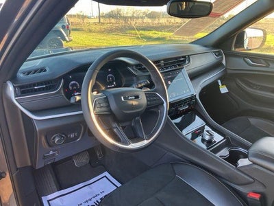 2024 Jeep Grand Cherokee L Altitude X 4x2