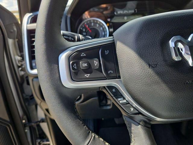 2025 RAM 1500 Big Horn 4x4 Crew Cab 5'7" Box