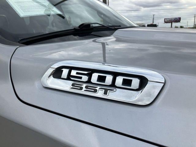 2025 RAM 1500 Big Horn 4x4 Crew Cab 5'7" Box