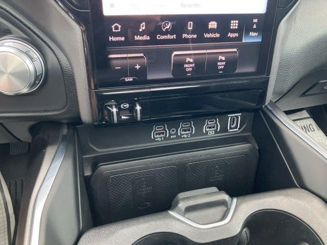 2025 RAM 1500 Laramie 4x4 Crew Cab 5'7" Box