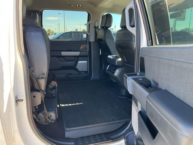 2022 Ford F-150 LARIAT 4WD SuperCrew 5.5' Box