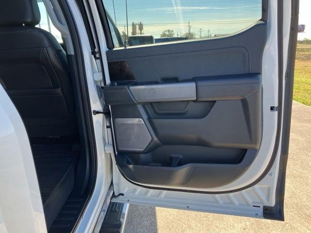 2022 Ford F-150 LARIAT 4WD SuperCrew 5.5' Box