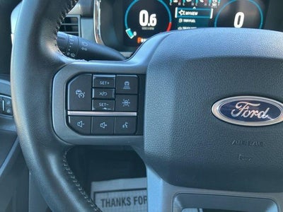 2022 Ford F-150 LARIAT 4WD SuperCrew 5.5' Box