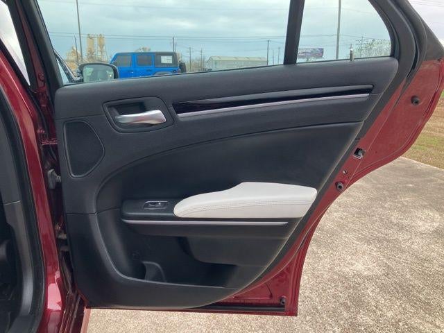 2019 Chrysler 300 300S RWD