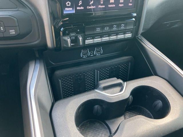 2025 RAM 2500 Laramie 4x4 Mega Cab 6'4" Box