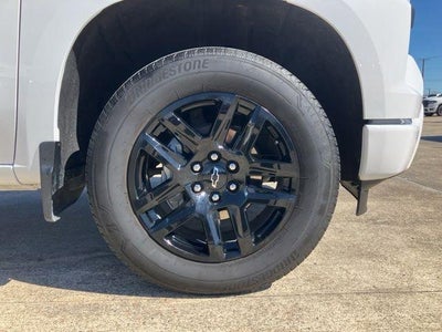 2025 Chevrolet Silverado 1500 Crew Cab Short Box 2-Wheel Drive Custom