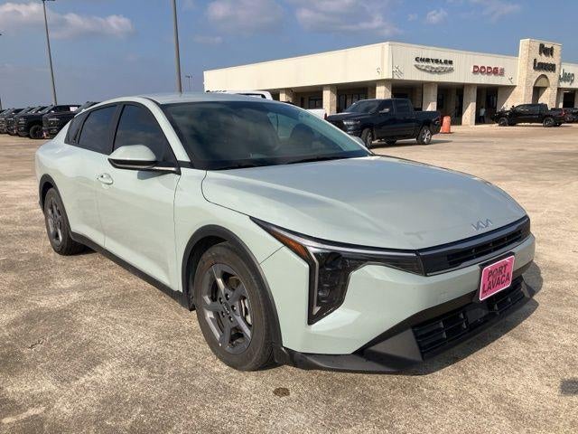 2025 Kia K4 LXS FWD