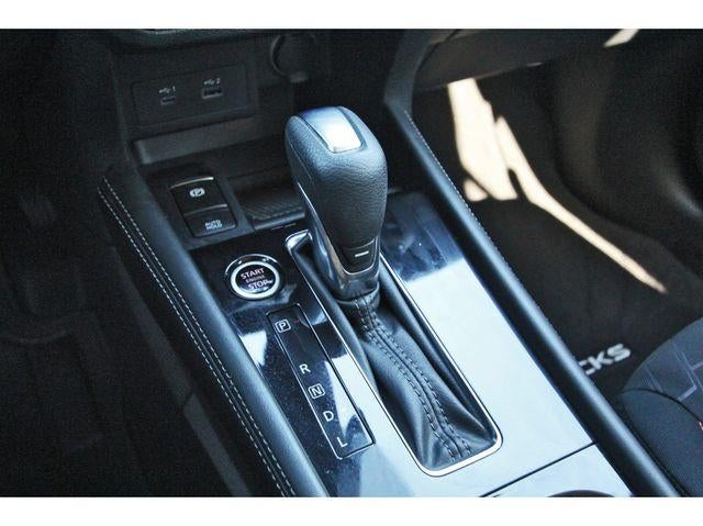 2024 Nissan Kicks SR FWD