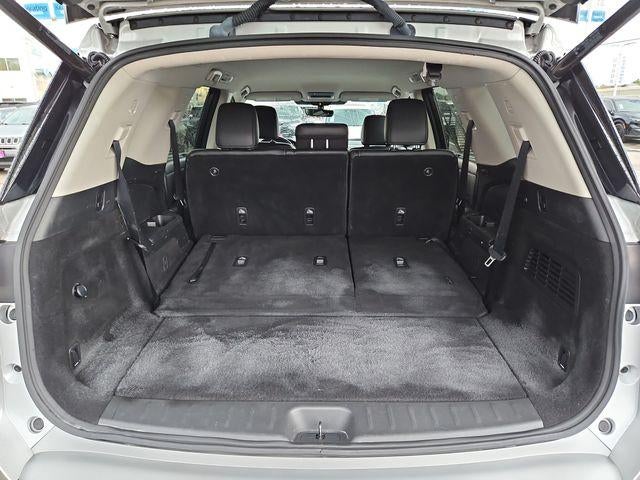 2023 Nissan Pathfinder SL 4WD