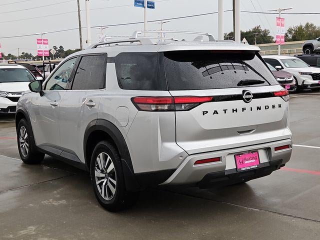 2023 Nissan Pathfinder SL 4WD
