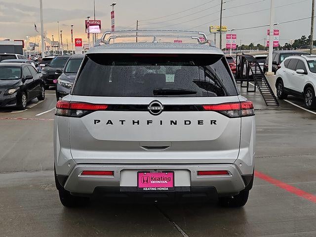 2023 Nissan Pathfinder SL 4WD